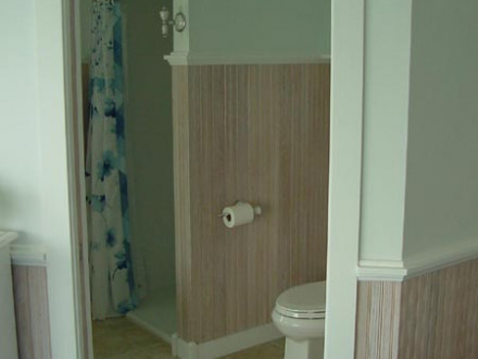 Interior – Bedroom 6 Bath